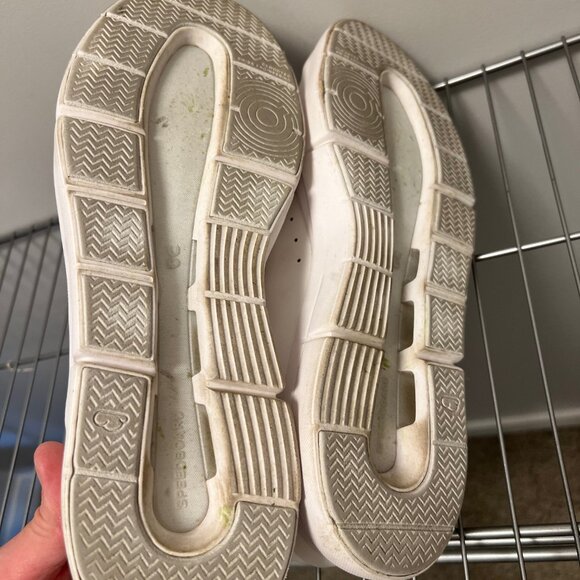 On Cloud The Rodger Leather Sneakers – Men’s 12 – Gently Worn - Picture 3 of 3